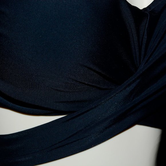 Beautiful class act bikini - Picture 3 of 6